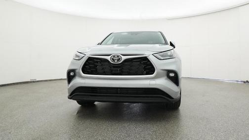2025 Toyota Highlander LE