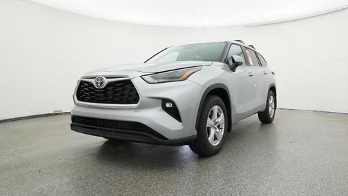 2025 Toyota Highlander LE