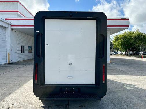 2025 Chevrolet BrightDrop 400 400