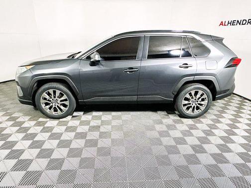 2020 Toyota RAV4 XLE Premium