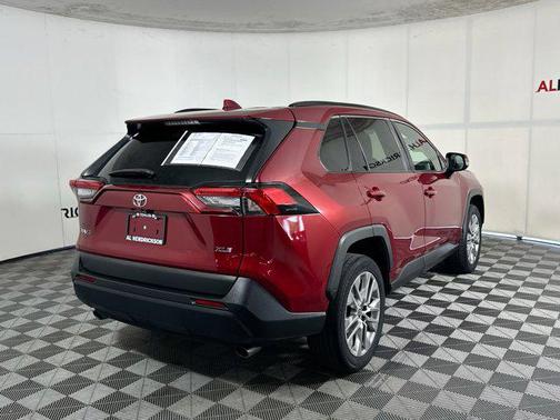 2022 Toyota RAV4 XLE Premium