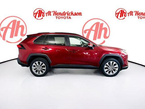 2022 Toyota RAV4 XLE Premium