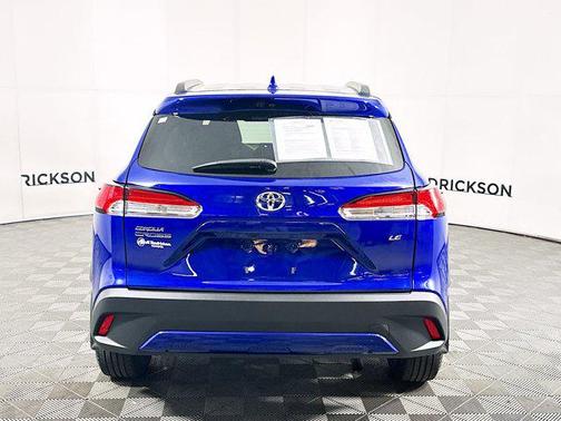 2024 Toyota Corolla Cross LE