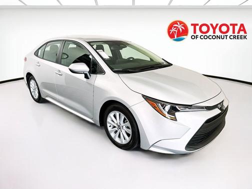 Classic Silver Metallic 2023 Toyota Corolla LE
