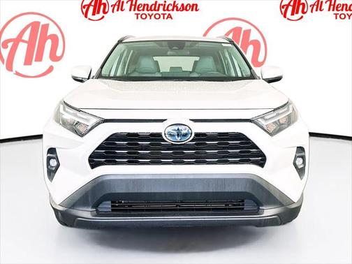 2022 Toyota RAV4 Hybrid XLE Premium