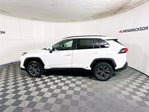 2022 Toyota RAV4 Hybrid XLE Premium