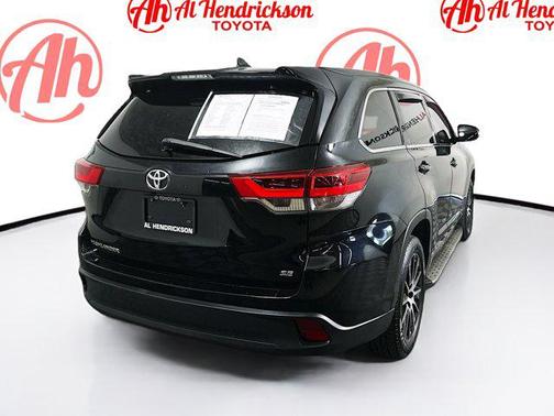 2018 Toyota Highlander SE