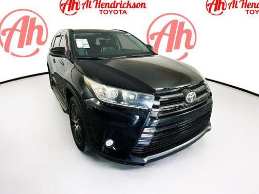 2018 Toyota Highlander SE