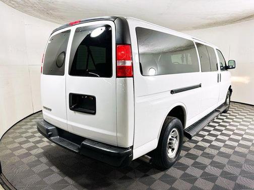 2023 Chevrolet Express 3500 RWD 3500 Extended Wheelbase LS
