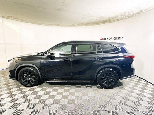 2022 Toyota Highlander Limited