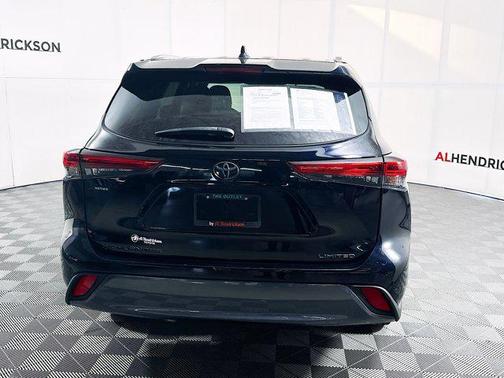 2022 Toyota Highlander Limited