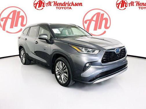 2021 Toyota Highlander Hybrid Platinum