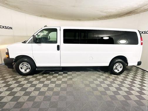 2023 Chevrolet Express 3500 RWD 3500 Extended Wheelbase LS