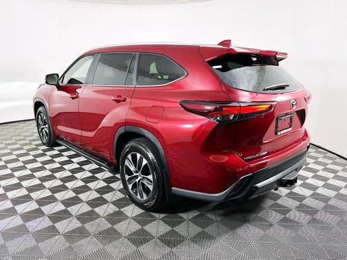 2026 Toyota Highlander XLE