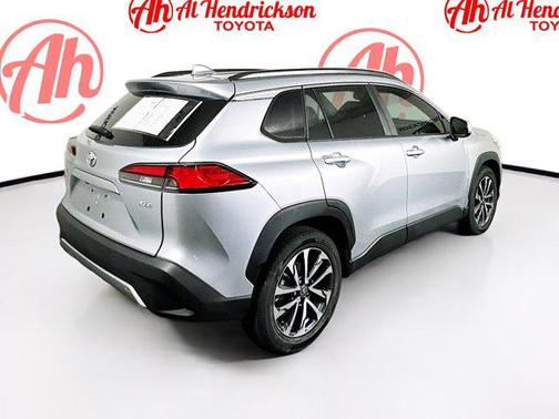 2022 Toyota Corolla Cross XLE