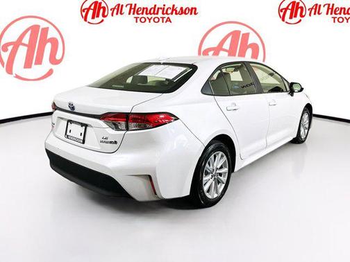 2024 Toyota Corolla Hybrid LE