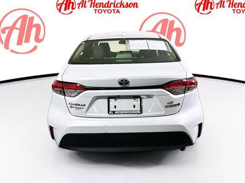 2024 Toyota Corolla Hybrid LE