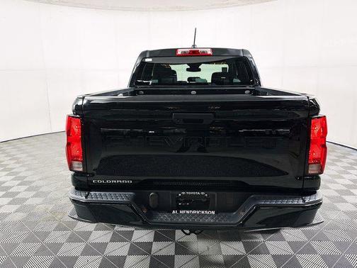 2024 Chevrolet Colorado WT