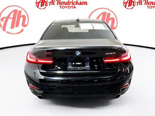 2022 BMW 330 330i