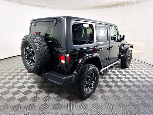 Black Clearcoat 2023 Jeep Wrangler Rubicon