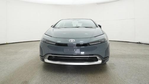 2025 Toyota Prius Plug-In Hybrid SE