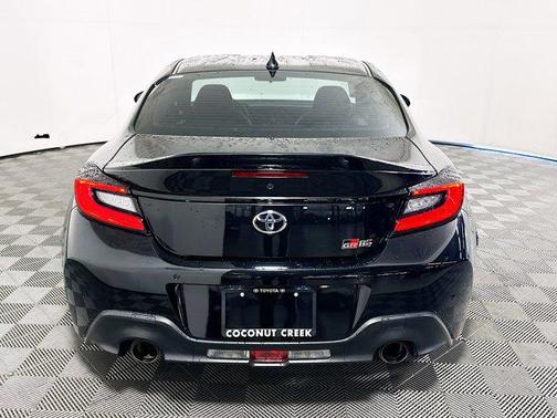 Raven 2022 Toyota GR86 Premium