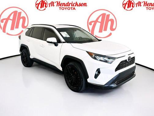 2019 Toyota RAV4 LE