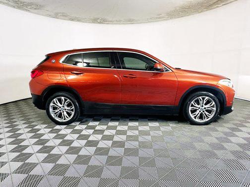 Sunset Orange Metallic 2018 BMW X2 sDrive28i