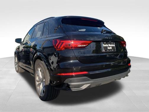 2024 Audi Q3 Premium 45 TFSI S line quattro Tiptronic