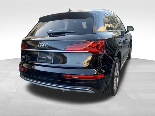 2023 Audi Q5 40 Premium