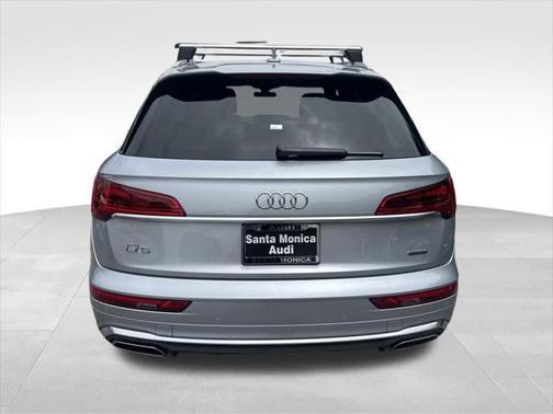2022 Audi Q5 45 S line Premium Plus