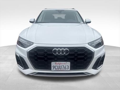 2022 Audi Q5 45 S line Premium Plus