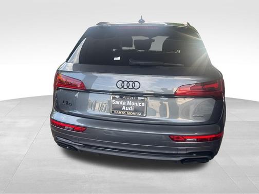 2024 Audi Q5 45 S line Premium