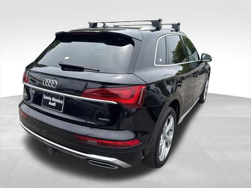 2022 Audi Q5 45 S line Premium Plus