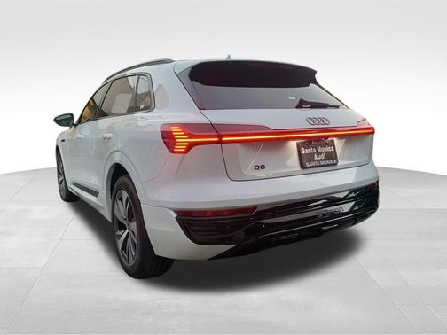 2024 Audi Q8 e-tron Premium