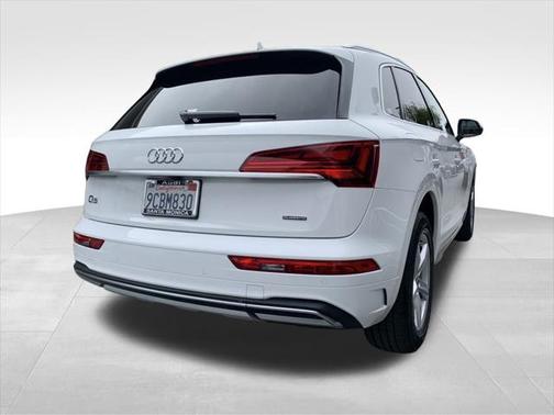 2022 Audi Q5 40 Premium
