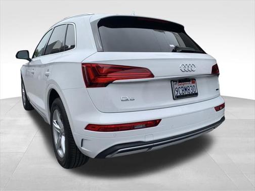 2022 Audi Q5 40 Premium