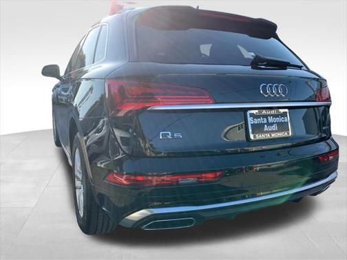 2022 Audi Q5 45 S line Premium
