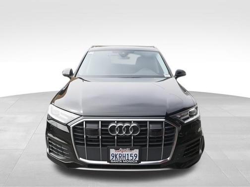 2024 Audi Q7 45 Premium