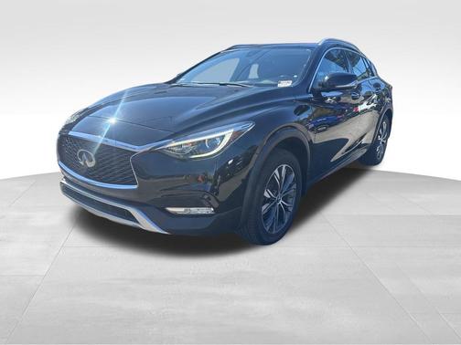2018 INFINITI QX30 Premium