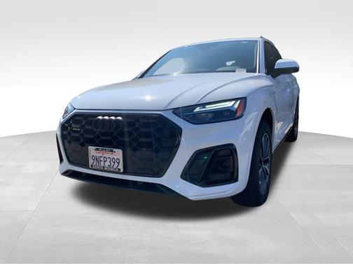 2024 Audi Q5 45 S line Premium