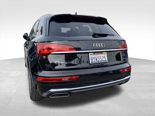 2022 Audi Q5 45 S line Premium
