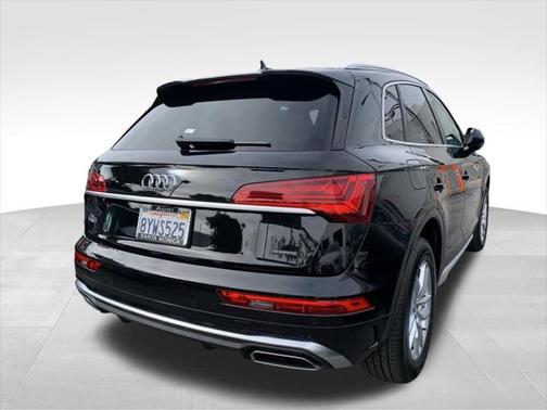 2022 Audi Q5 45 S line Premium