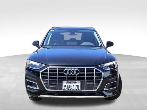 2023 Audi Q5 40 Premium