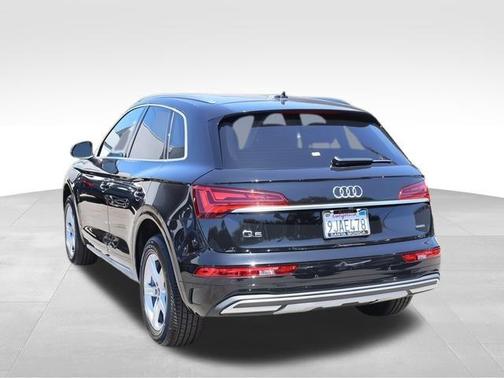 2023 Audi Q5 40 Premium