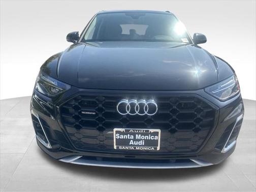 2022 Audi Q5 45 S line Premium