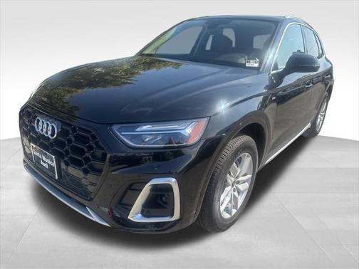2022 Audi Q5 45 S line Premium