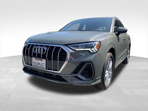 2022 Audi Q3 45 S line Premium Plus
