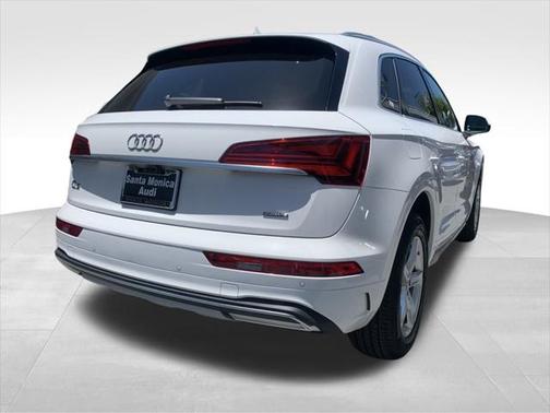 2023 Audi Q5 40 Premium