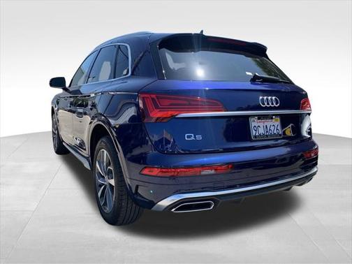2022 Audi Q5 45 S line Premium